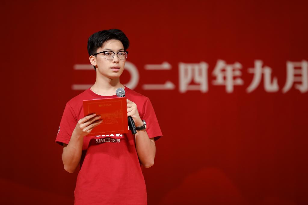 3C97FE144B4193D0583D8A5D9E7_1CF3E16A_8569