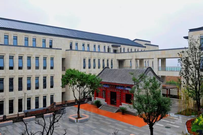 19BF2E8AB67EE9700FD70FE6D5E_13B292D3_151AF