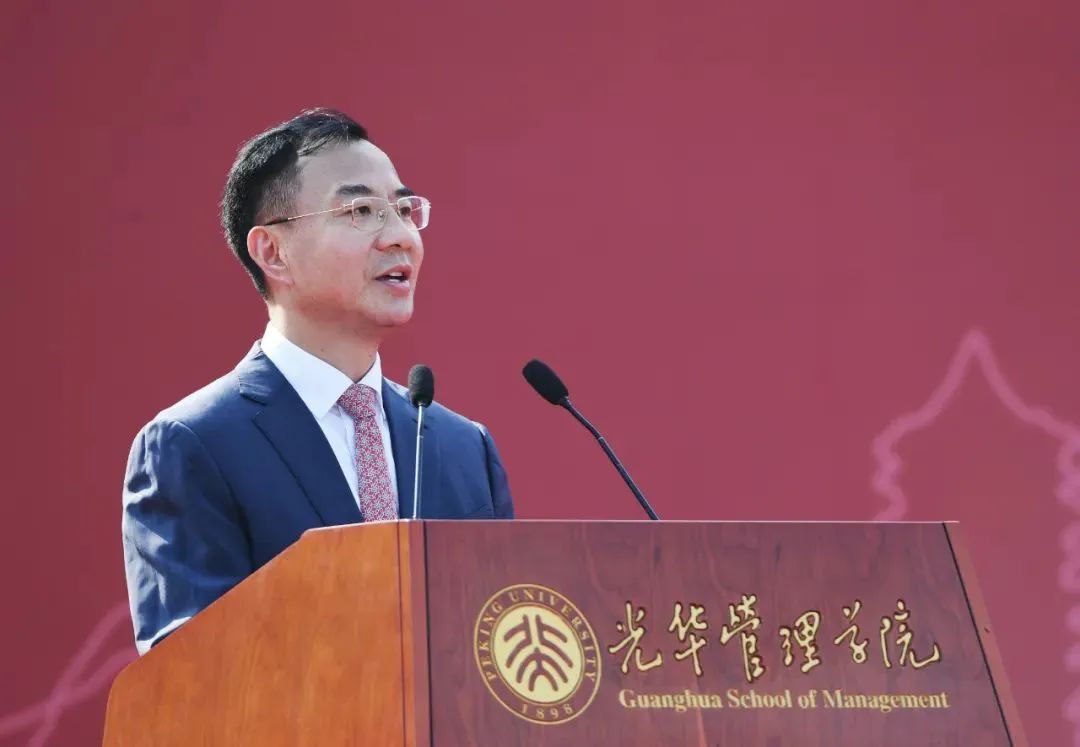 刘烈宏在北大NG视讯开学典礼演讲：让思想的NG视讯照亮产业将来之路