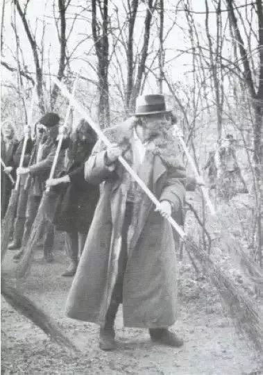 D9B4CB6C80B6D9062C3AD2B3497_3EFE519F_B262