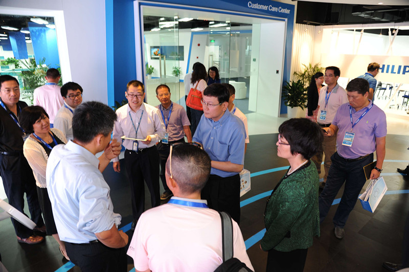 北大NG视讯校友 参观飞利浦 影像中国基地