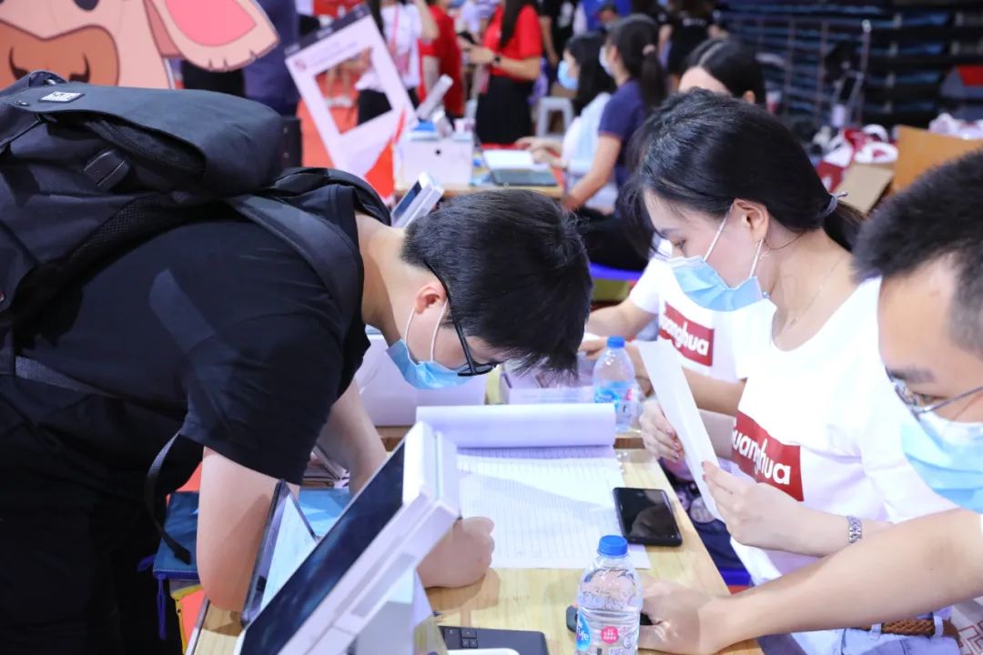 7D90682B8FD7C52498F068D2107_2D1385B9_176E7