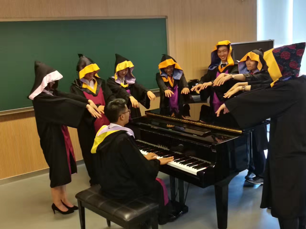 AB095D2C3E264F812B2D48B3D0D_329CD997_79911