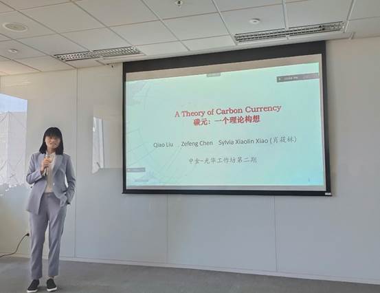 人站在墙边描述已自动天生